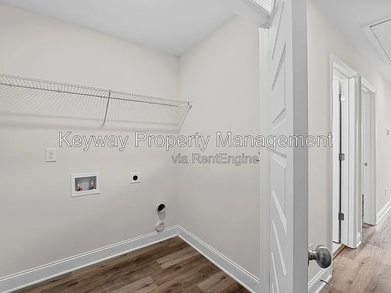 331 Sumac Trl — Photo 17
