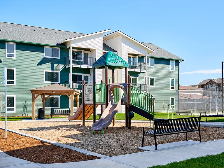 Bear Creek Apartments — Photo 44