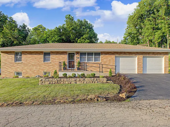 402 Boggess St, Galena, IL 61036