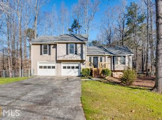 904 Laurel Ct, Woodstock, GA 30188
