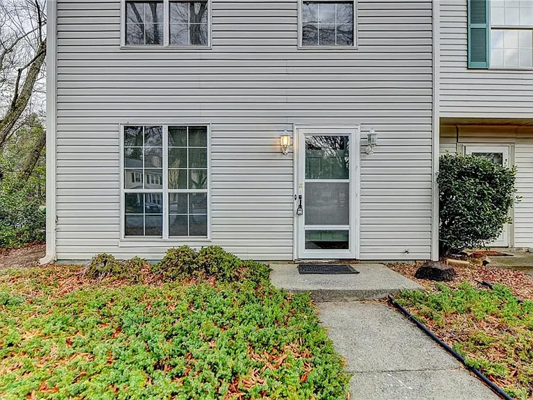 3241 Shadow Walk Ln — Photo 2