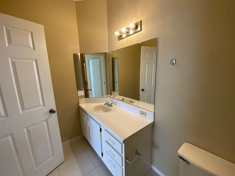 11490 Villa Grand #209 — Photo 24