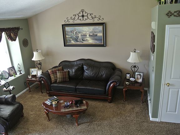 4th image of 1578 W Plum Creek Dr