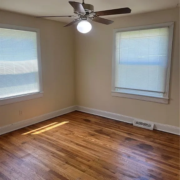 2306 Johnson St — Photo 11