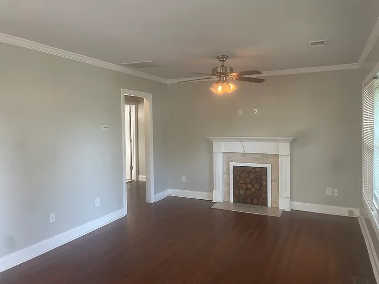 1065 Faith Ave SE — Photo 6