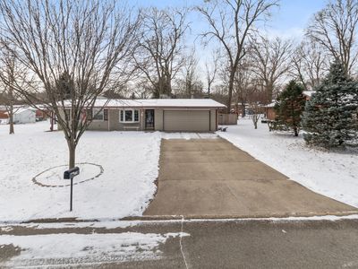 6907 Buick Dr, Indianapolis, IN, 46214