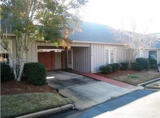 310 River Pl, Jackson, MS 39211