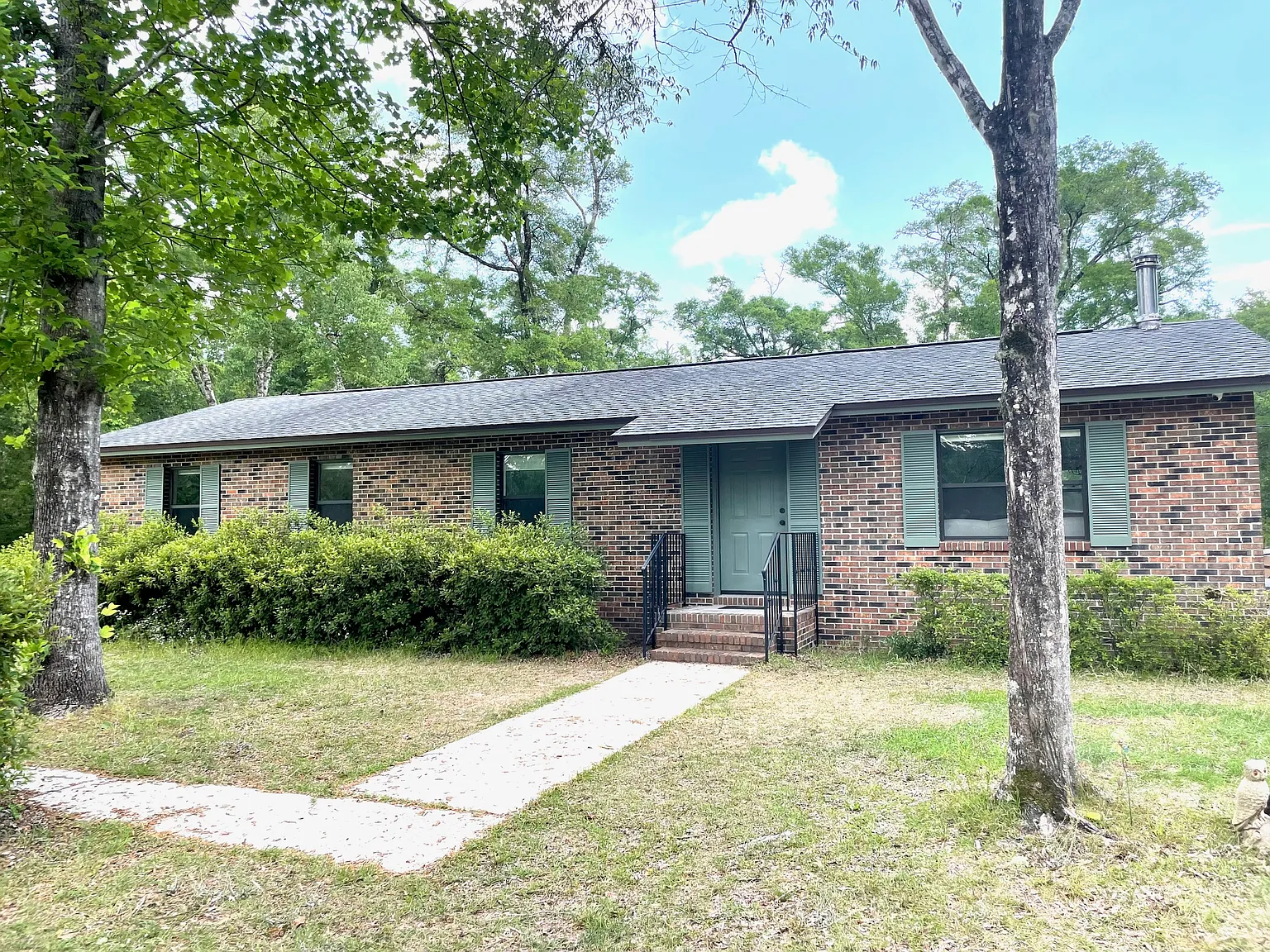 112 G F McKenzie Ln — Photo 1