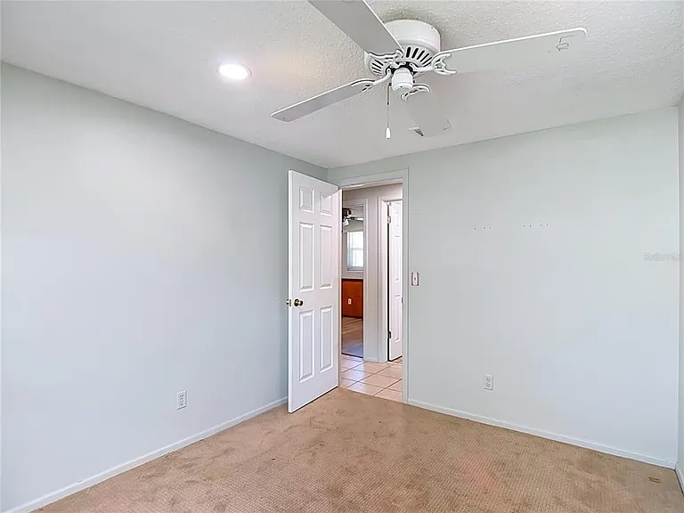 7916 Woodgrove Cir — Photo 18
