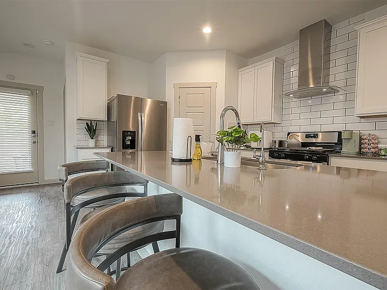 2919 Stamford Hill Ln — Photo 11