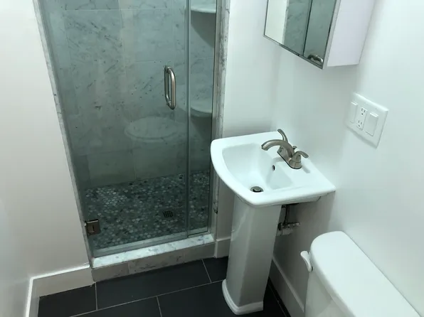 24 Phillips St, Boston, MA