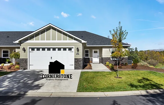 221 Skyhawk Dr — Photo 1