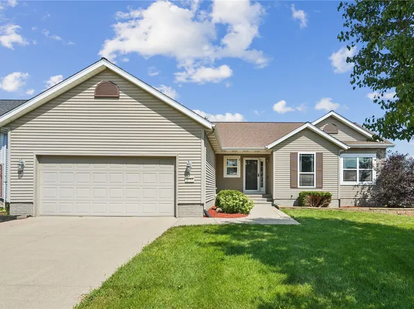2114 Radcliffe Dr SW, Cedar Rapids, IA 52404