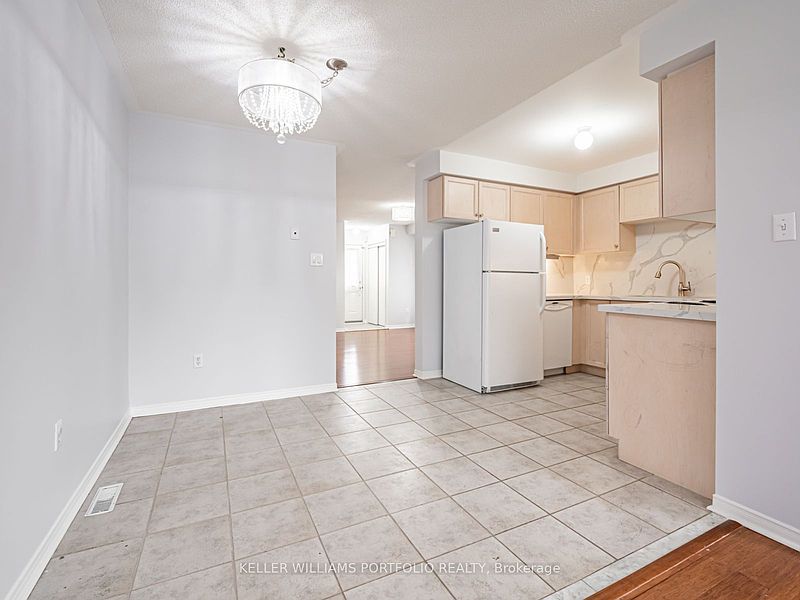 Mississauga House for rent - 3 Bedrooms — photo 5