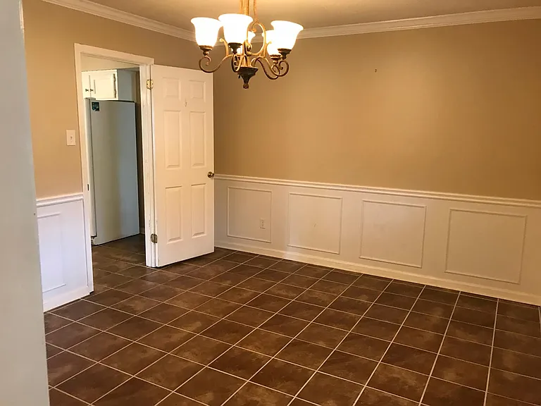 5909 Cansler Dr — Photo 6