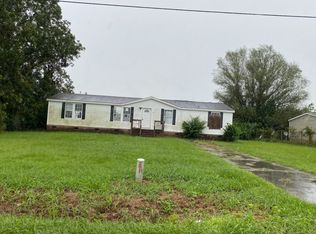 284 Gregory Fork Rd, Richlands, NC 28574