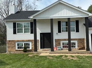 13 Merribrook Ct, O'Fallon, MO