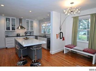 400 Westbury Rd, Charlotte, NC 28211