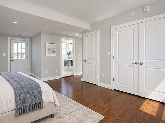 5th image of 660 Somerville Ave #2