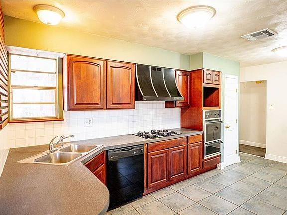 5th image of 3508 Richland Ave