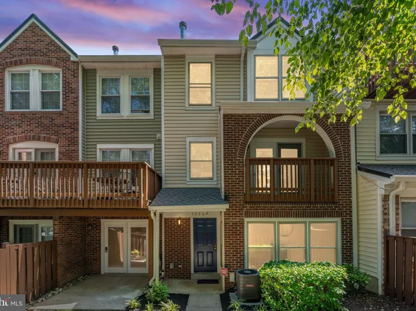 12560 Kempston Ln, Woodbridge, VA 22192