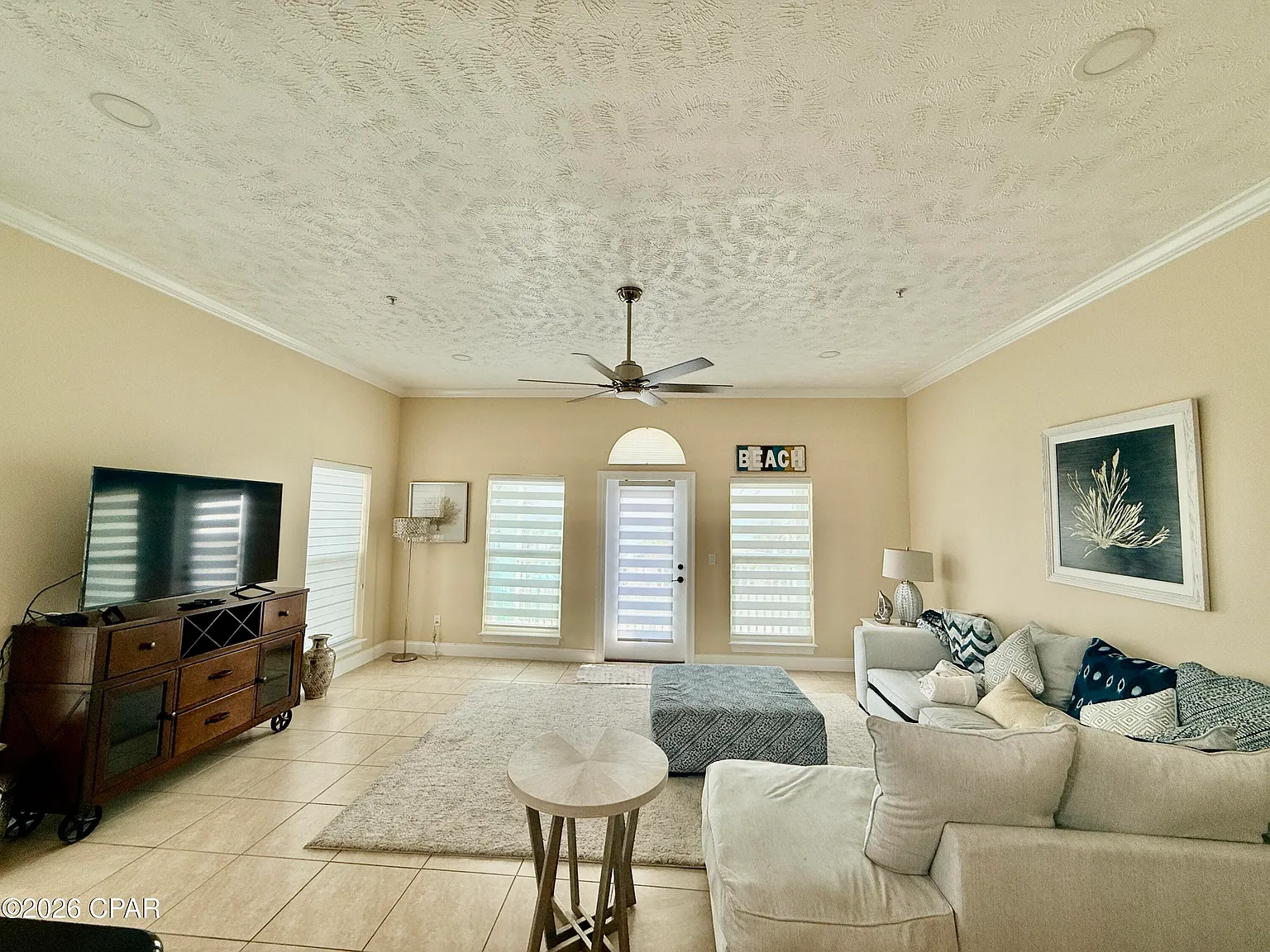 3 bed, 1800 sqft, $3,500 — Photo 4