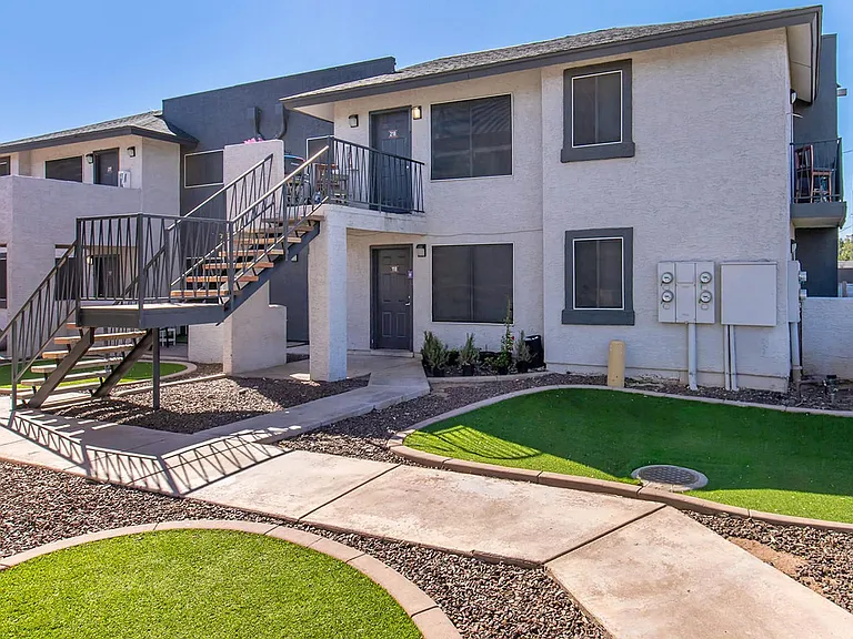 MOVE IN SPECIAL! $0 DEPOSIT OAC — Photo 8