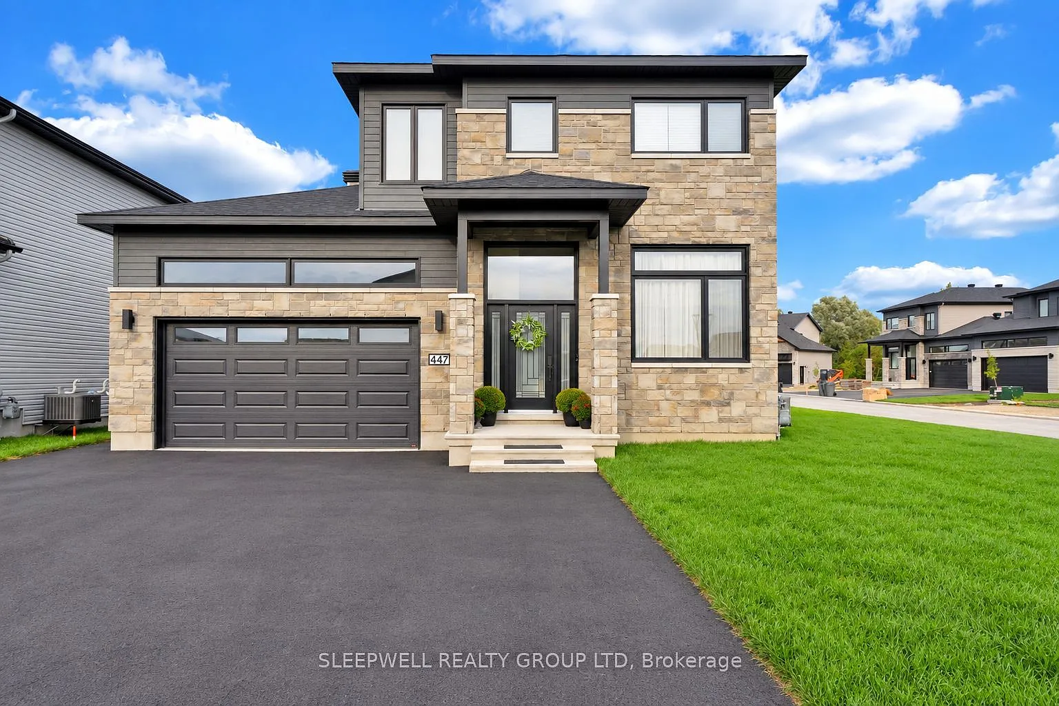 2 bed, $1,995 — Photo 1