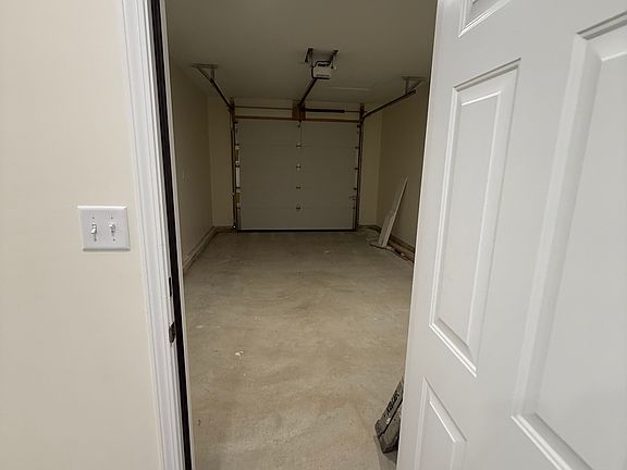 2nd image of 608-606 Grant Ave #608