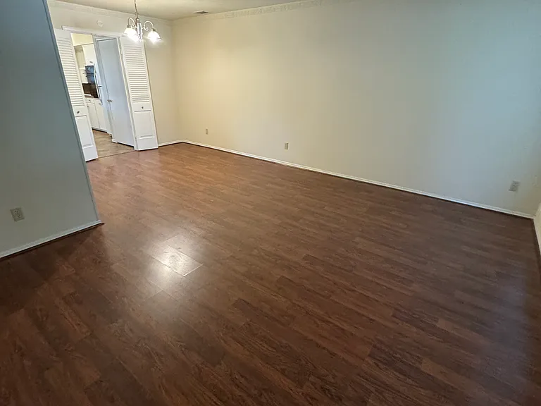 11037 Joymeadow Dr — Photo 3