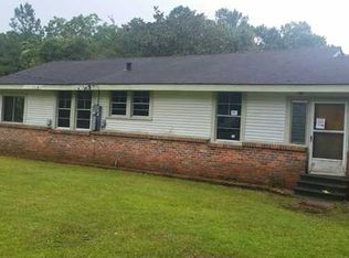1233 North Dr, Mobile, AL 36605