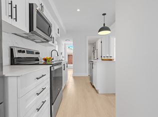 263 Currell Ave, Ottawa, ON K1Z 7J5