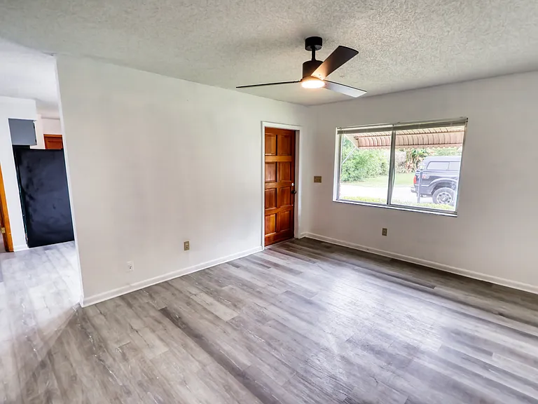 111 Horst Rd — Photo 5
