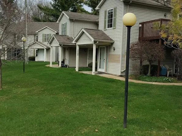 5025 S Saybrook Ct #15, Waterford, MI 48327