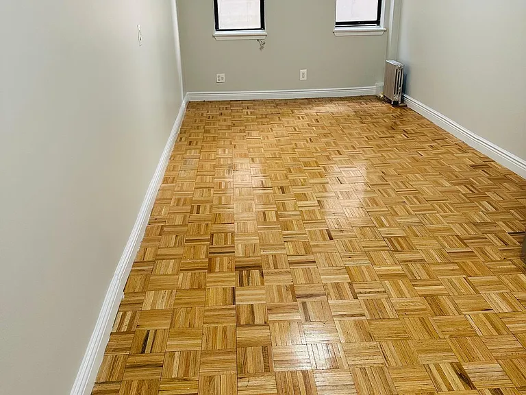 347 W 16th St #ONED — Photo 2