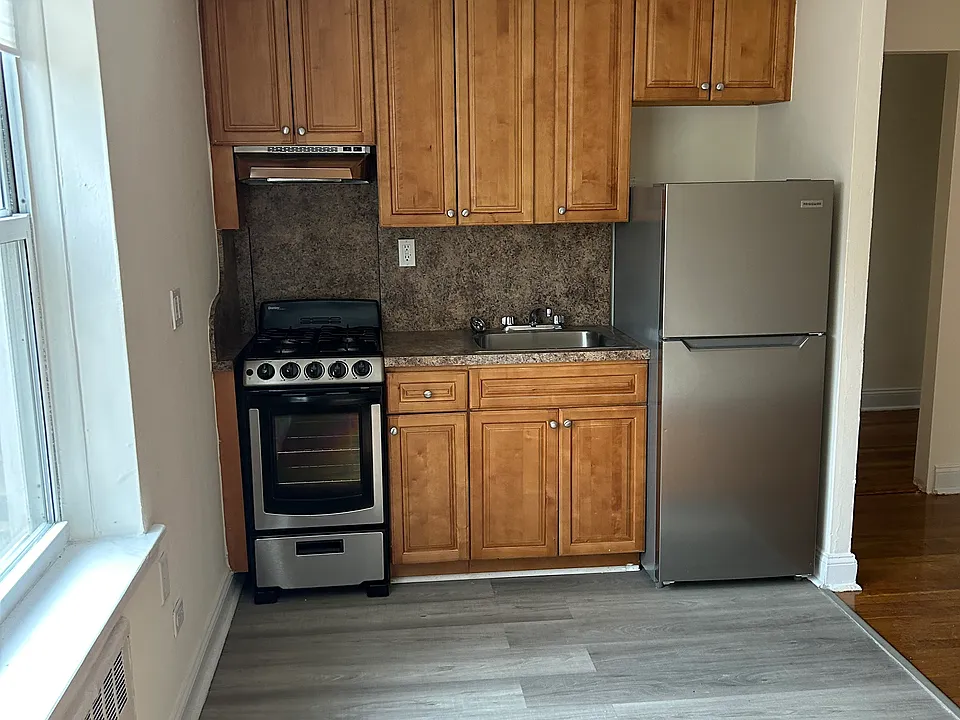 49 Murdock Ct #4F