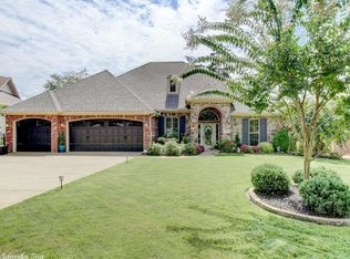 18 Elcano Dr, Hot Springs Village, AR 71909
