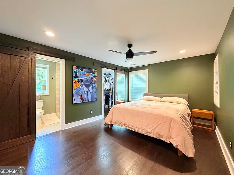 1311 Douglas St SW — Photo 9