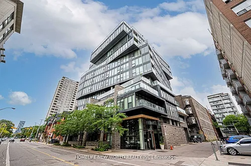 15 Beverley St #310 Photo 1