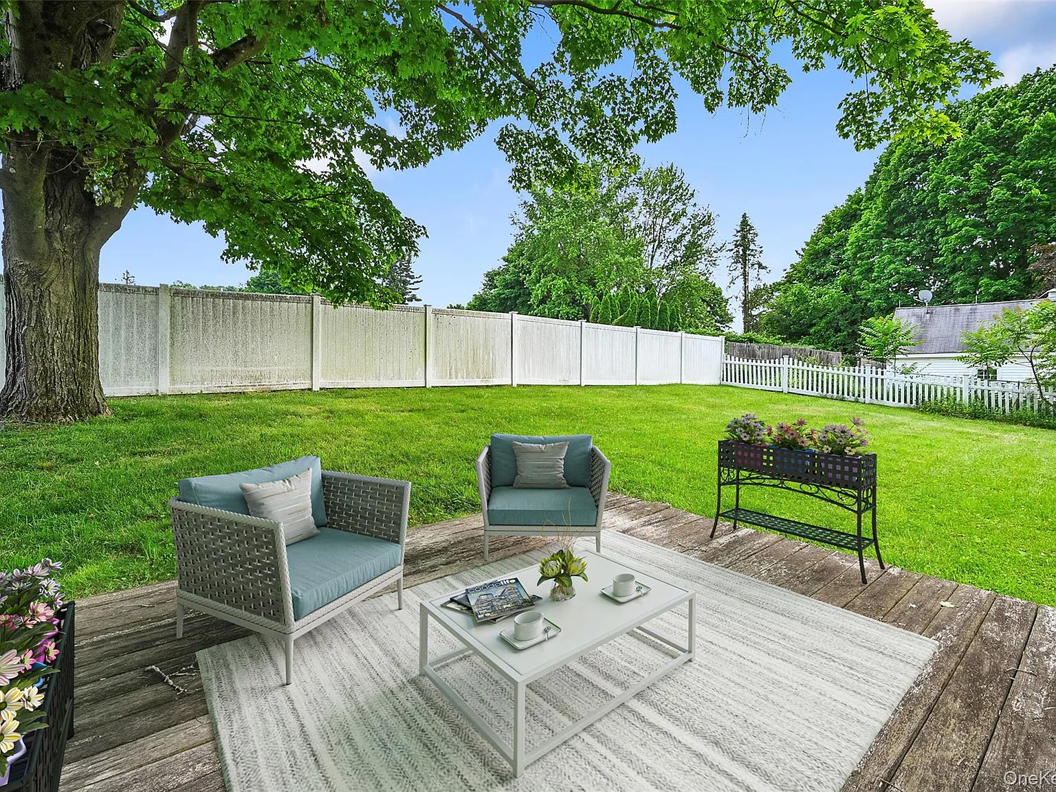 3 bed, 2.0 bath, 1664 sqft, $3,600 — Photo 3