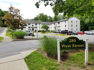 280 West St APT 11A, Mount Kisco, NY 10549