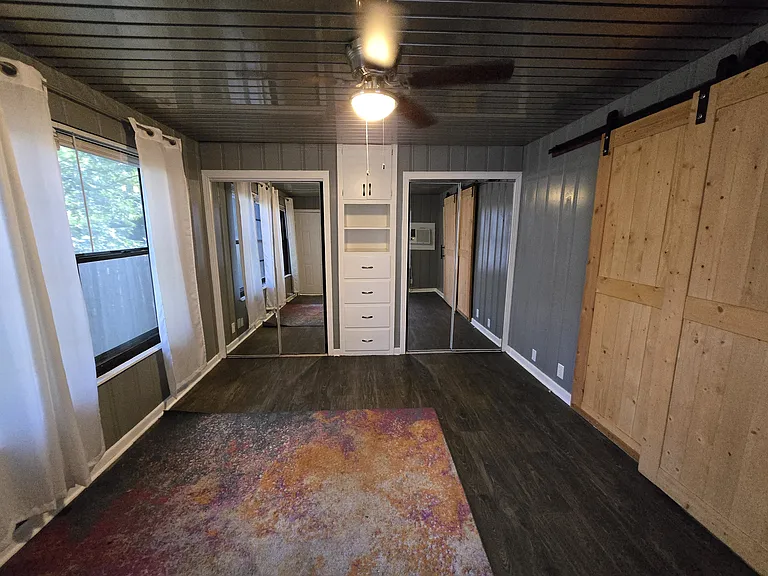 1614 W Hollywood Ave — Photo 21
