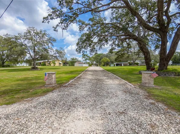 2331 N Reynolds Ave, Crystal River, FL 34428