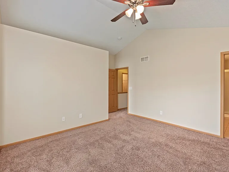 1972 Saddlehorn Way — Photo 13