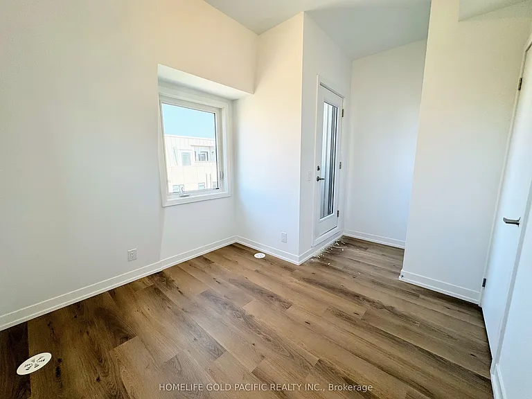 5 Spruce Pines Cres — Photo 25