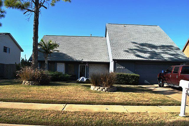 Beautiful 5 bedroom home is ready for your growing family.