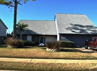 10827 Sagerock Dr, Houston, TX 77089