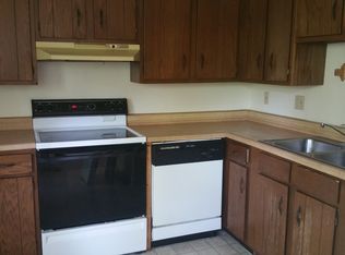 3618 W Sugar Tree Ln, Columbia, MO 65201