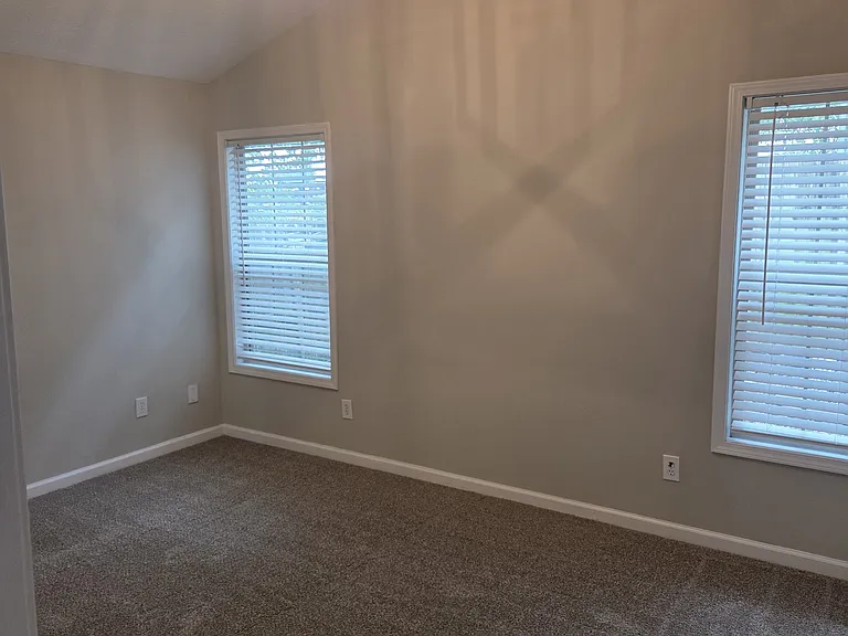 784 Statesman Way — Photo 7