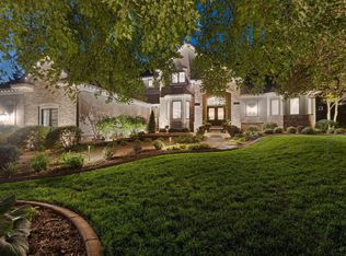 8950 Almquist Way, Inver Grove Heights, MN 55077